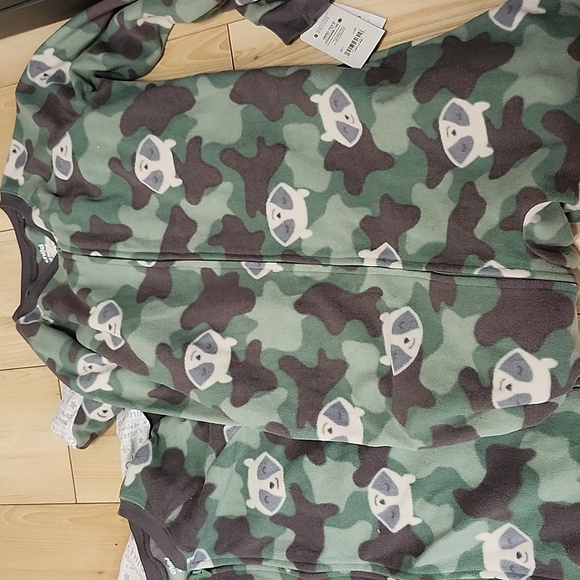 One piece sets - Picture 6 of 8